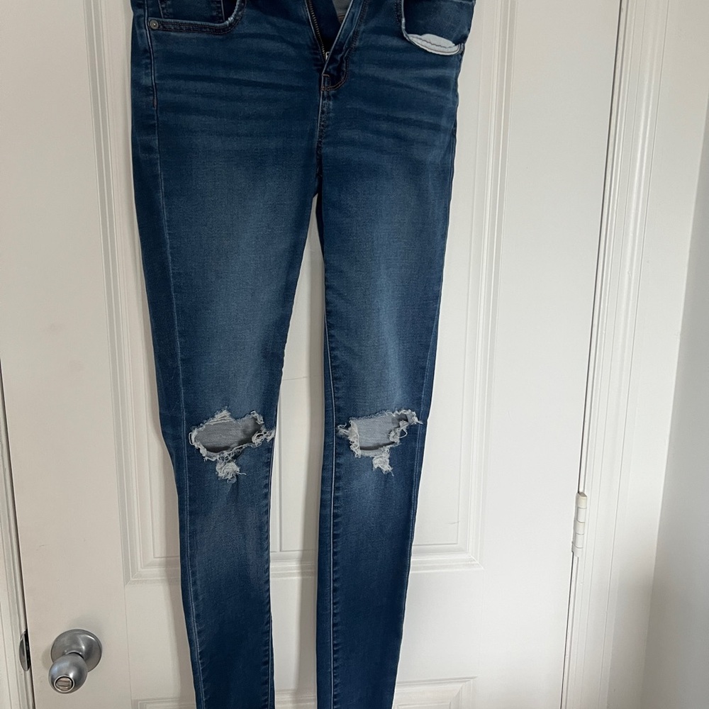 American Eagle Blue Skinny Jeans with Distressed Details